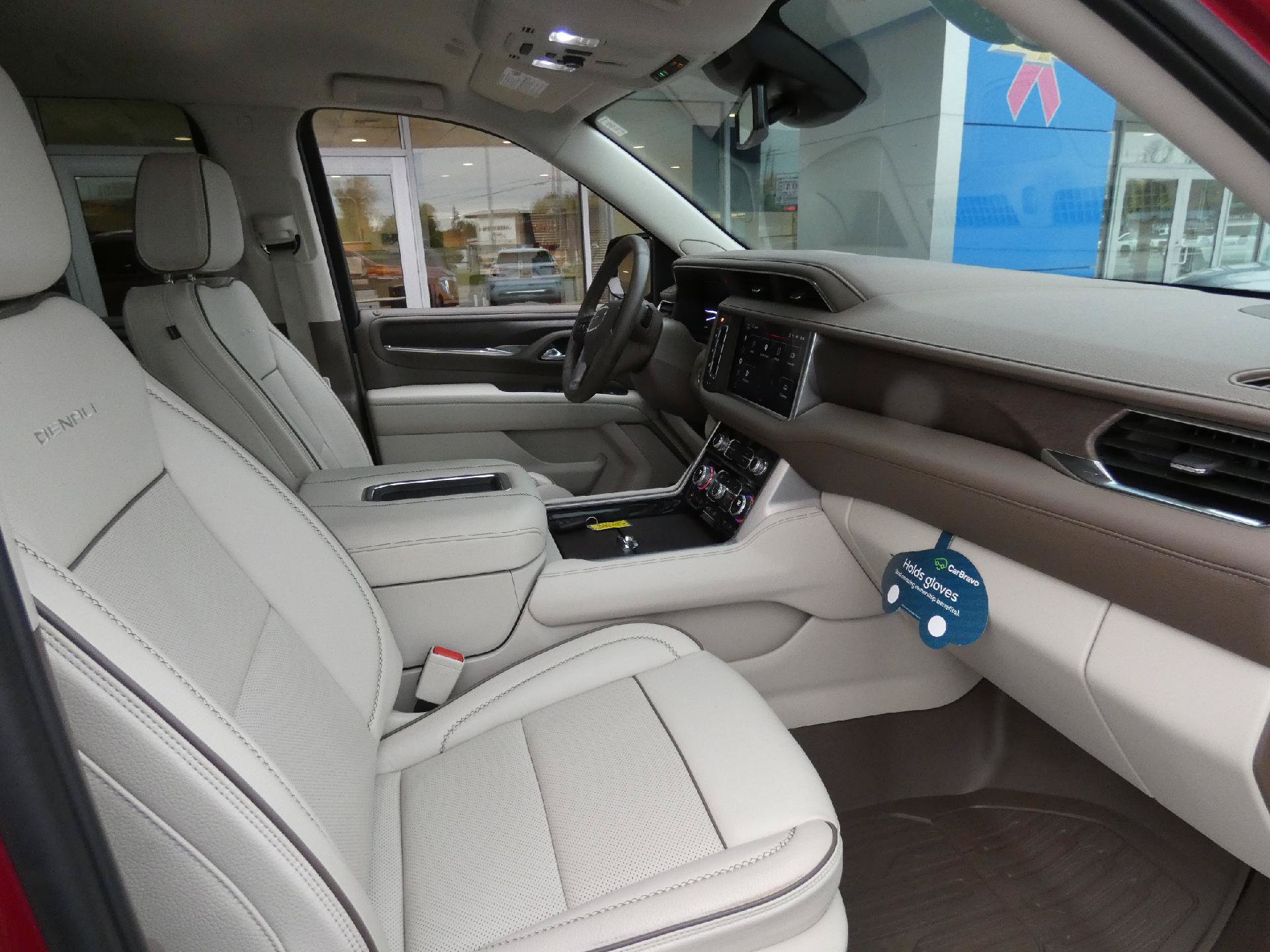 Certified 2024 GMC Yukon Denali w/ Max Trailering Package AWD/4WD image 17