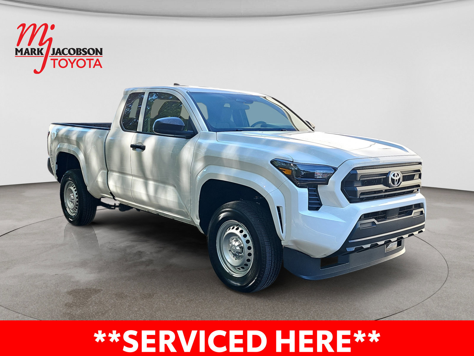 Used 2025 Toyota Tacoma SR w/ Towing Package RWD image 5