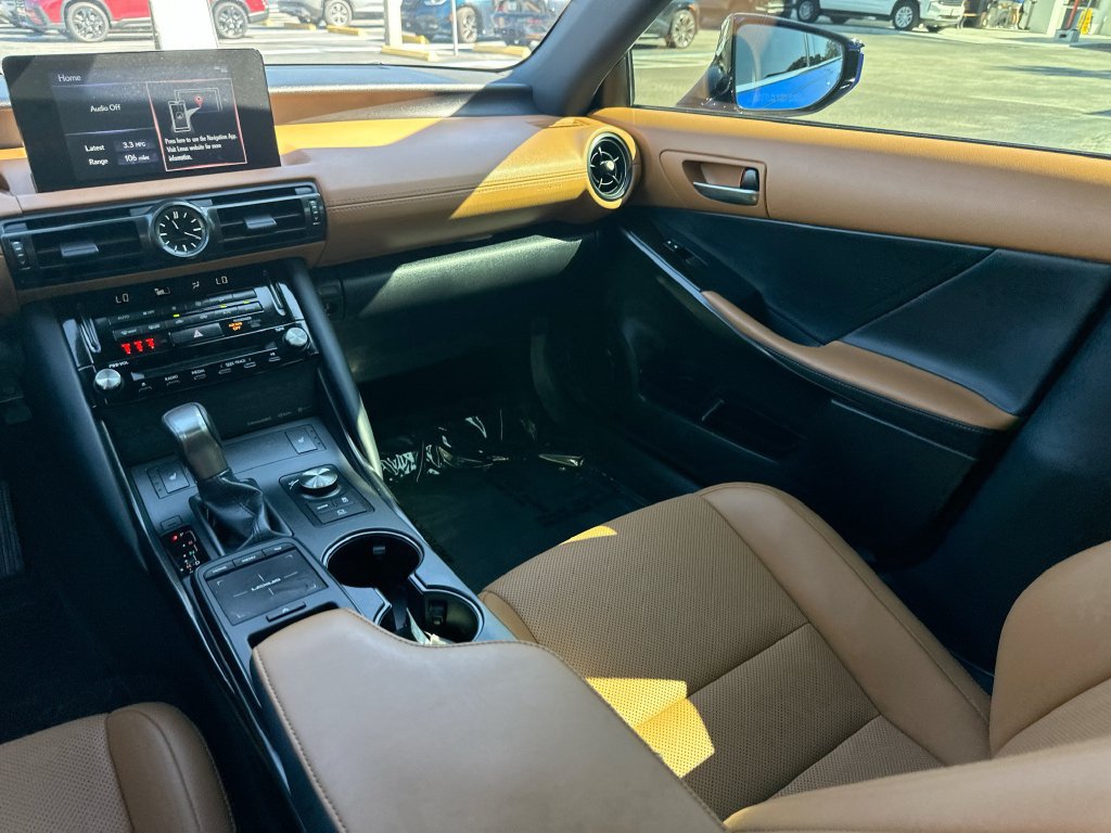 Used 2025 Lexus IS 350 F Sport RWD image 23