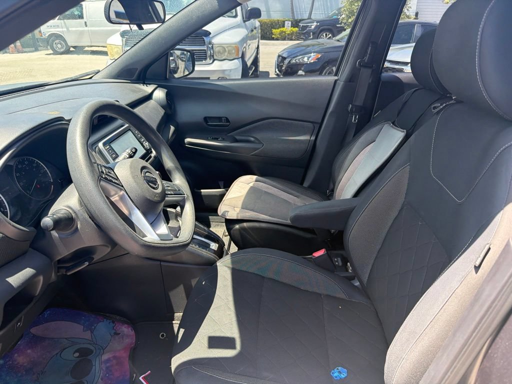 Used 2019 Nissan Kicks S FWD image 7