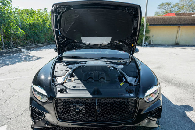 Used 2025 Bentley Continental GT Speed image 23