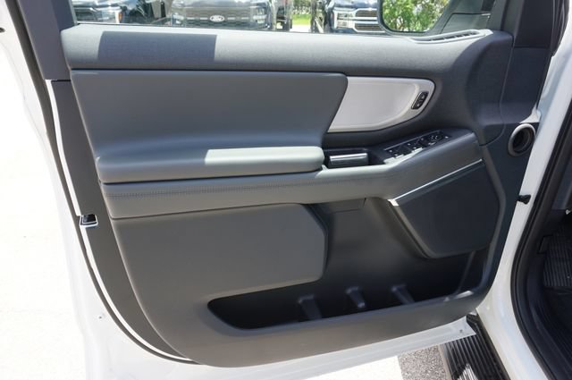 New 2027 Ford Expedition Max Active RWD image 31