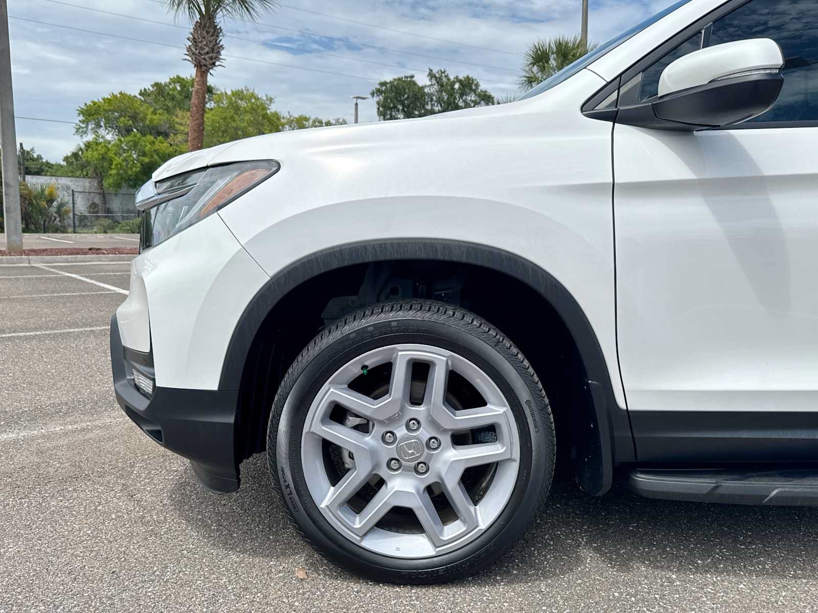 Certified 2024 Honda Passport EX-L image 19