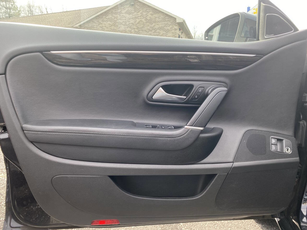 Used 2015 Volkswagen CC Executive image 8