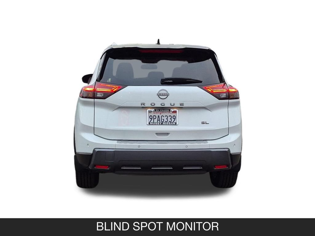 Certified 2024 Nissan Rogue SL FWD image 8
