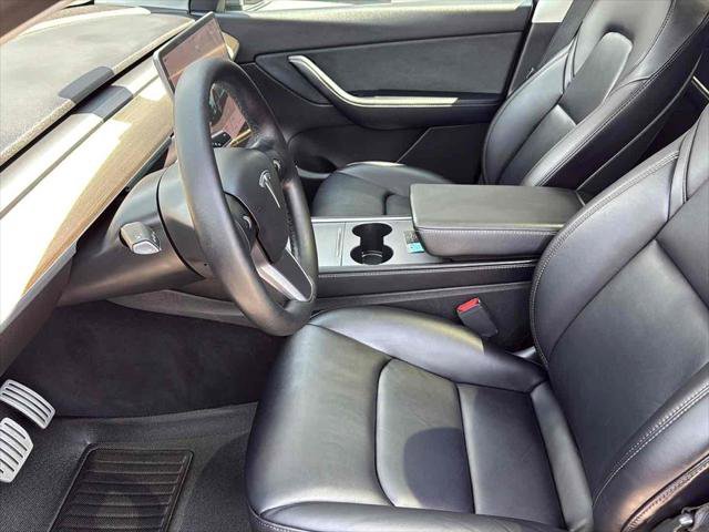 Used 2022 Tesla Model Y Performance AWD/4WD image 10