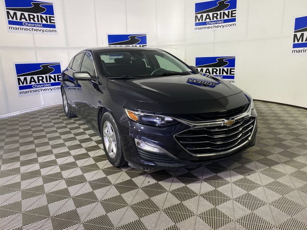 Used 2023 Chevrolet Malibu LS FWD image 1