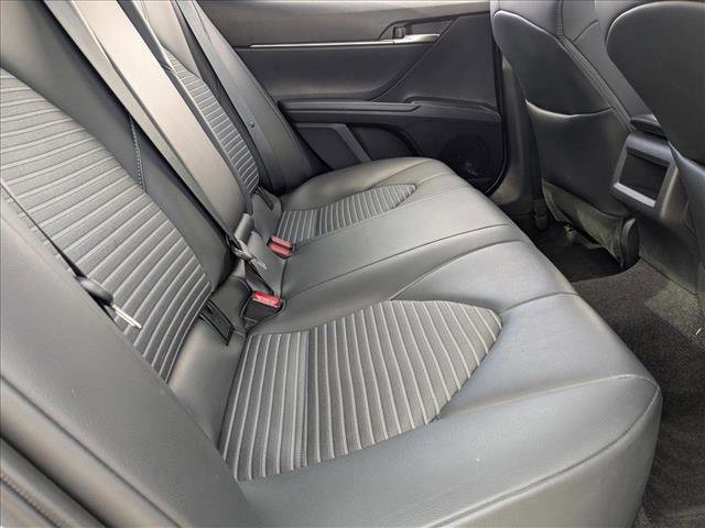 Used 2024 Toyota Camry SE image 18