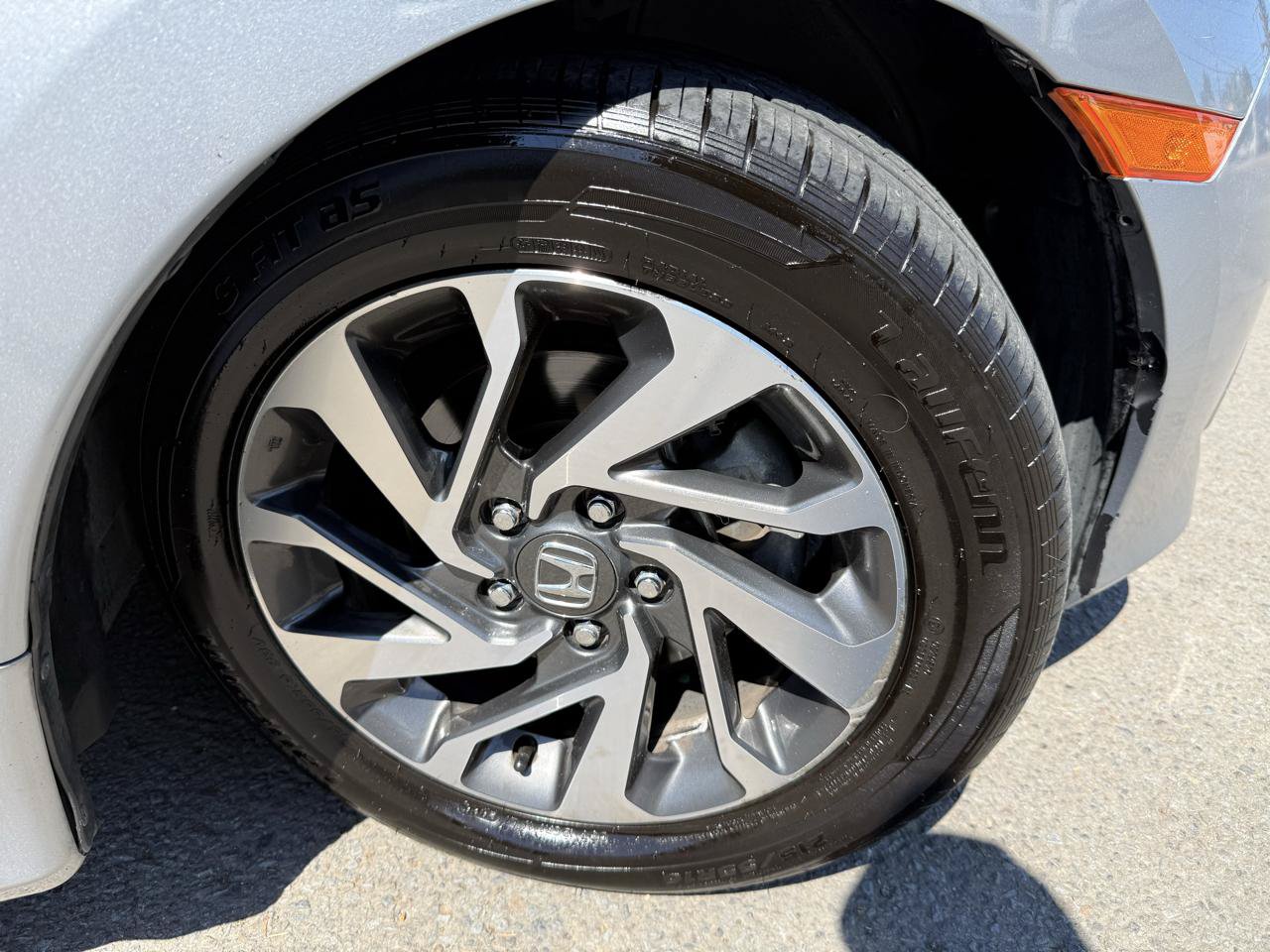 Used 2017 Honda Civic EX image 31