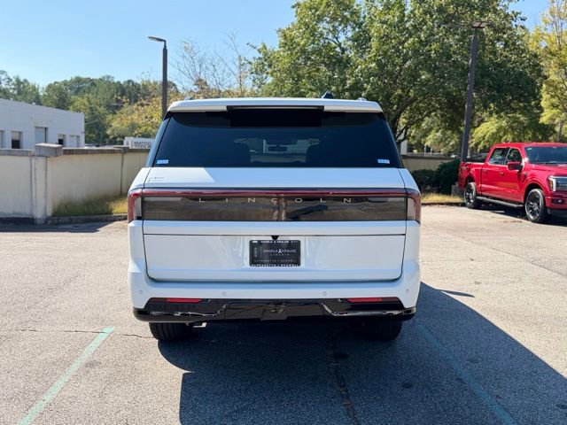 New 2025 Lincoln Navigator L Reserve image 18