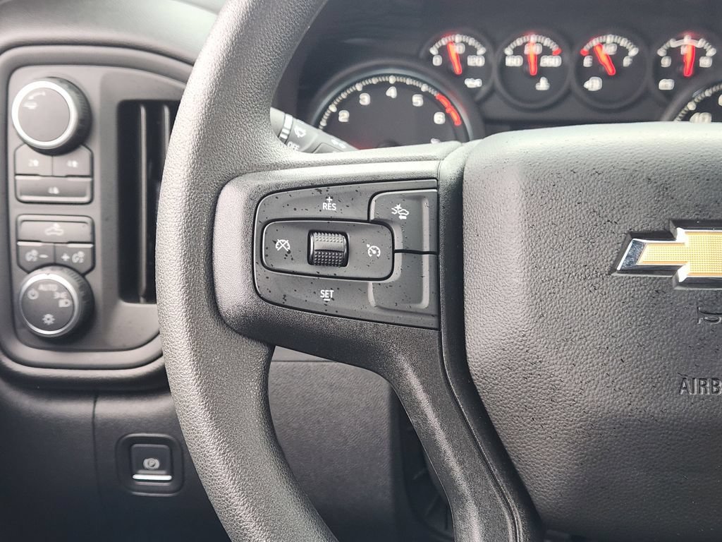 Used 2025 Chevrolet Silverado 2500 Custom w/ Custom Convenience Package AWD/4WD image 28
