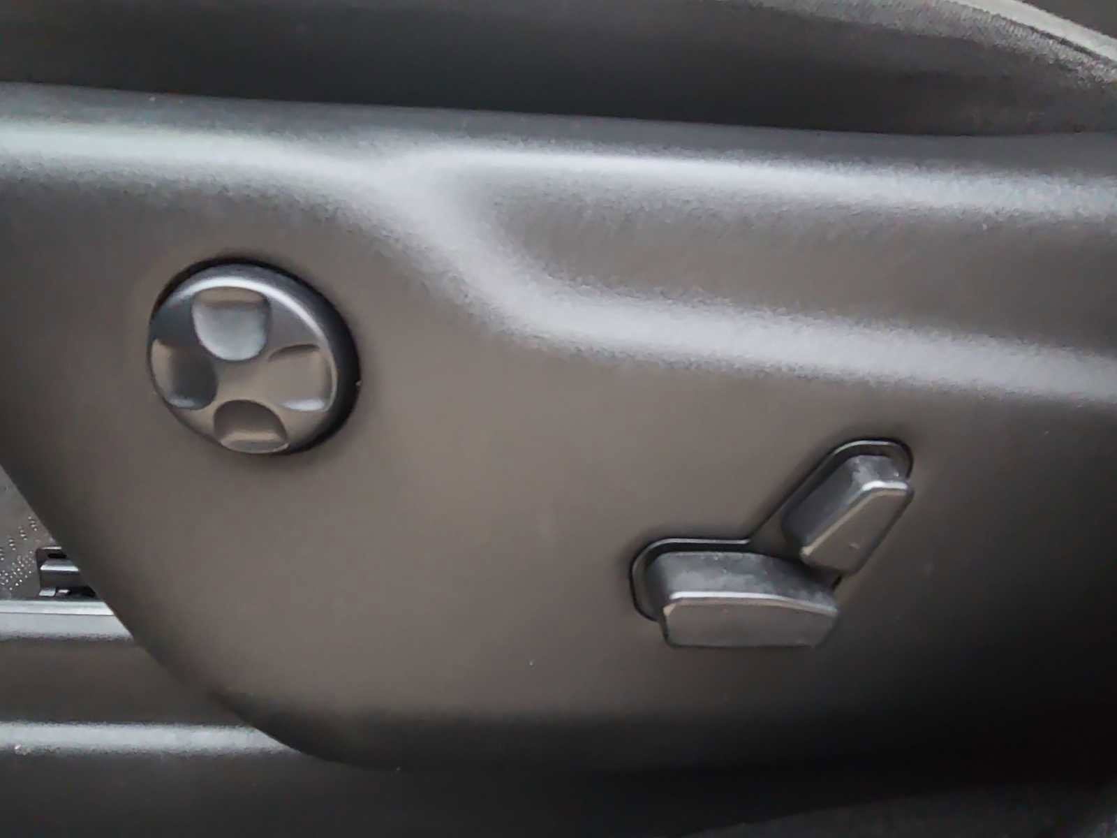 Used 2024 Dodge Durango GT w/ Blacktop Package image 14