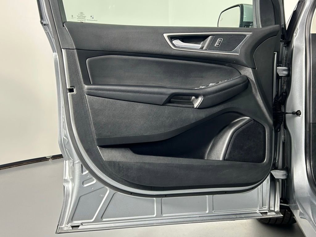 Used 2024 Ford Edge SEL image 30
