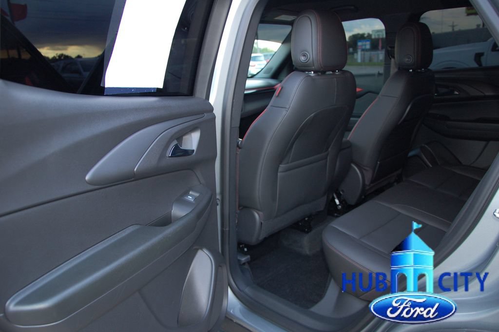 Used 2026 Chevrolet TrailBlazer RS FWD image 13