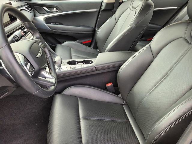 Used 2025 Genesis G70 2.5T image 15