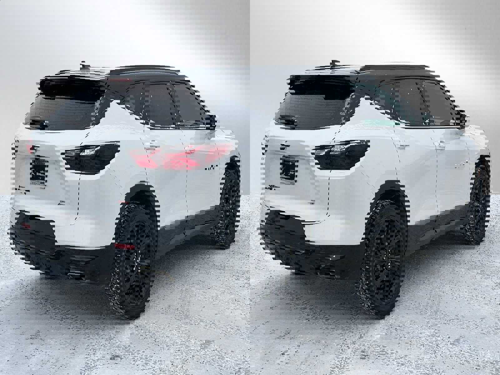 Used 2022 Chevrolet Blazer RS w/ Enhanced Convenience Package image 3