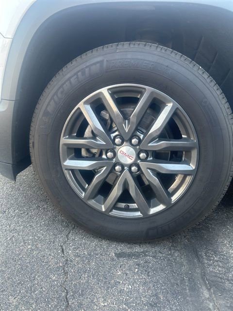 Used 2017 GMC Acadia SLT image 10