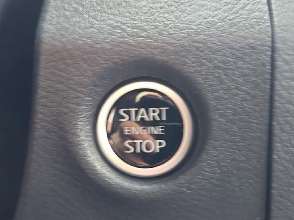 New 2025 Nissan Frontier PRO-4X image 14