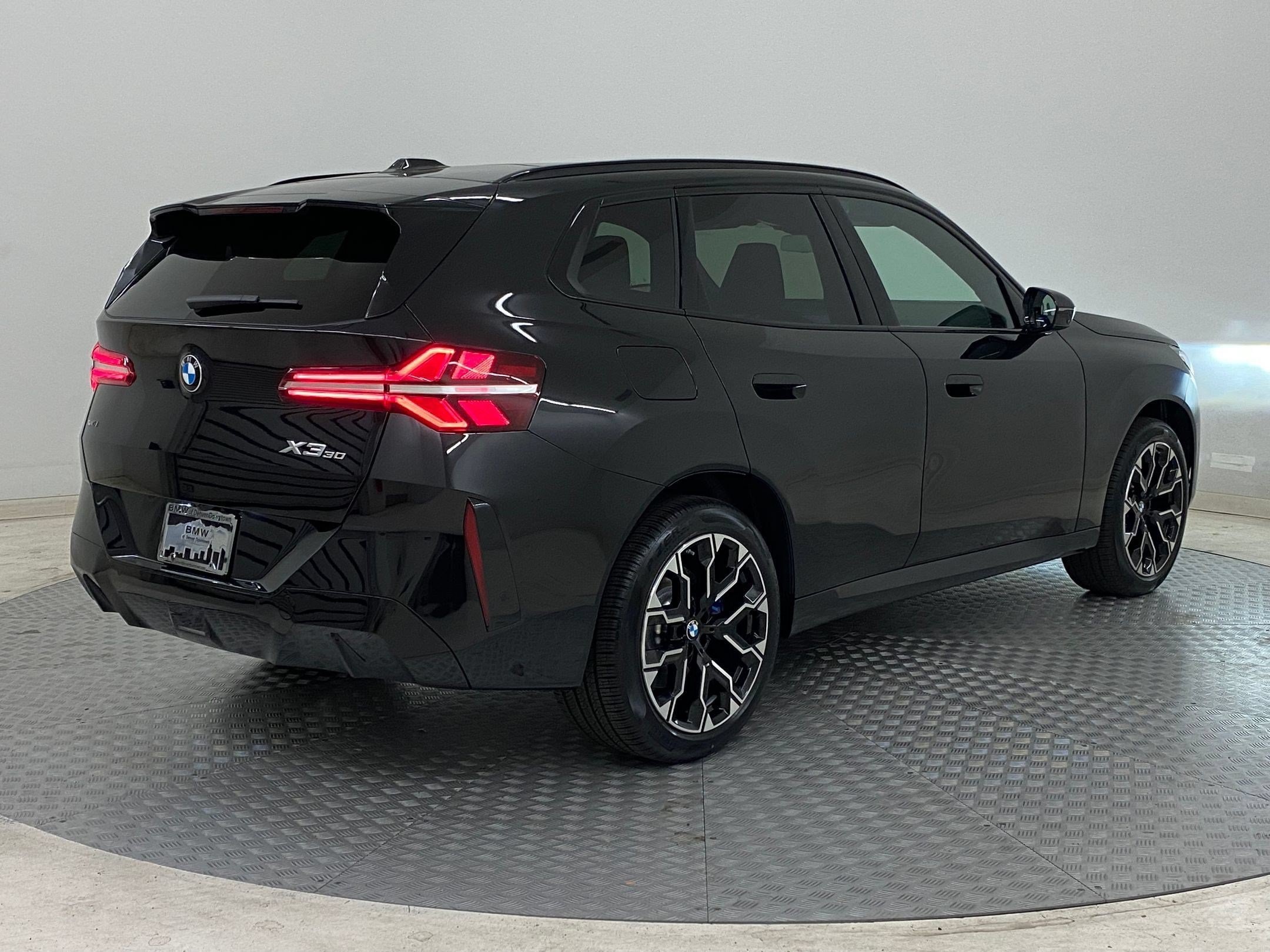 Used 2026 BMW X3 xDrive30i w/ Premium Package AWD/4WD image 8