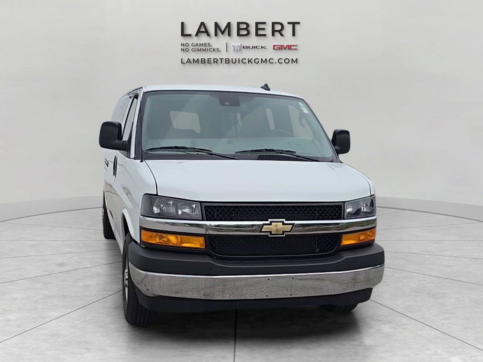 Used 2025 Chevrolet Express 3500 LT w/ LT Preferred Equipment Group RWD image 7