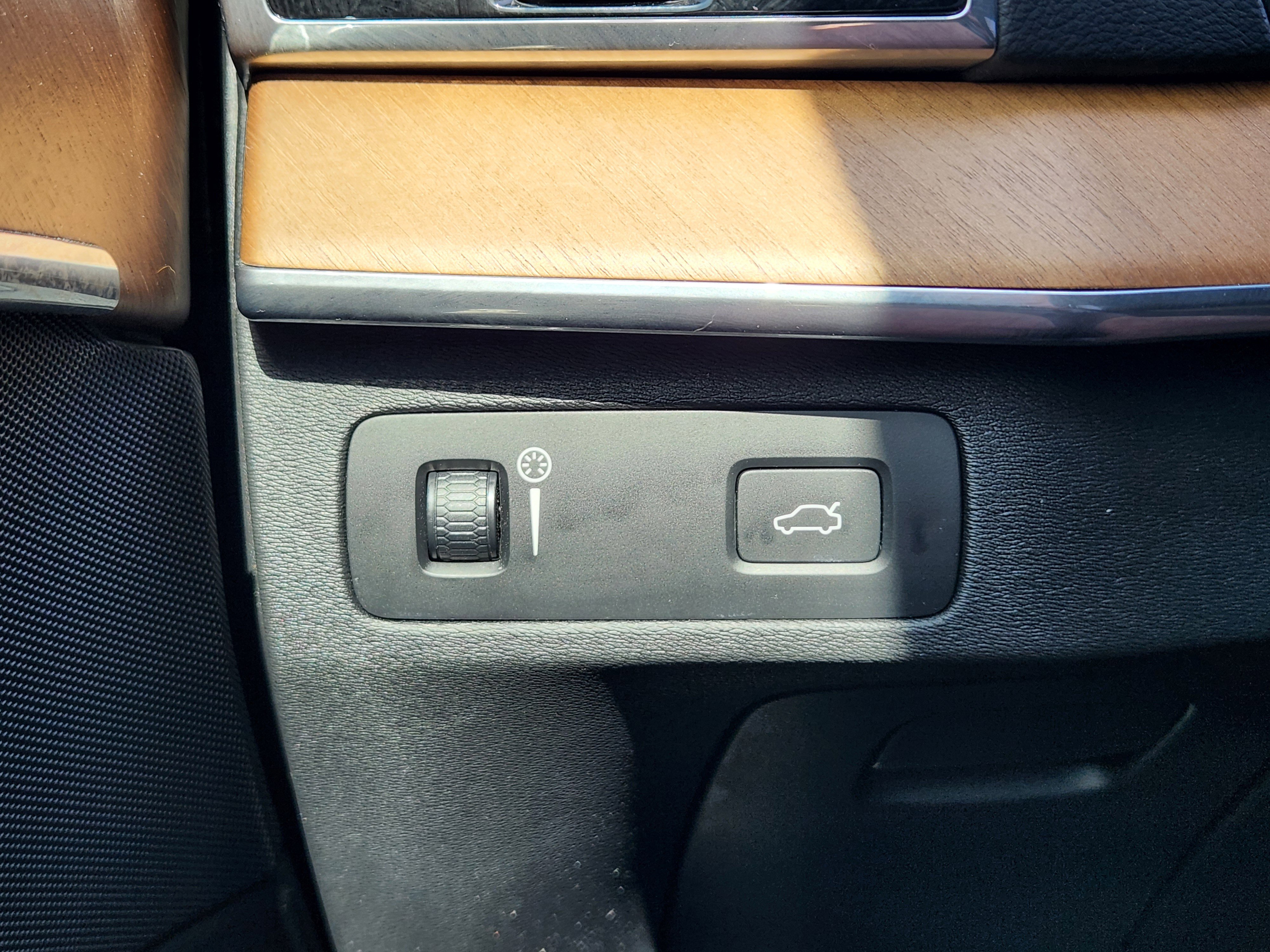 Used 2020 Volvo XC90 T6 Inscription image 29