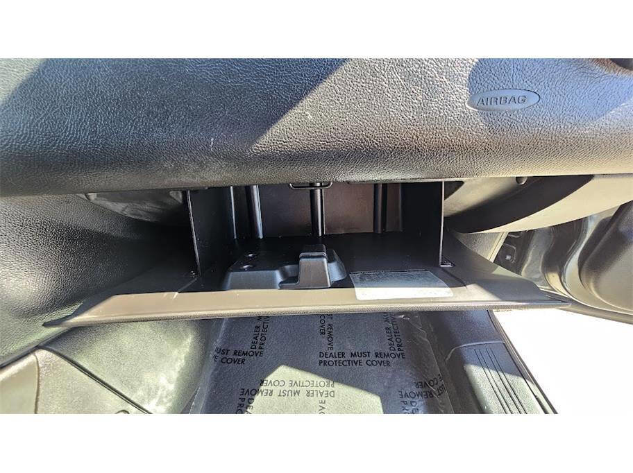 Used 2009 Pontiac G6 Sedan w/ Sport Package 1 image 14