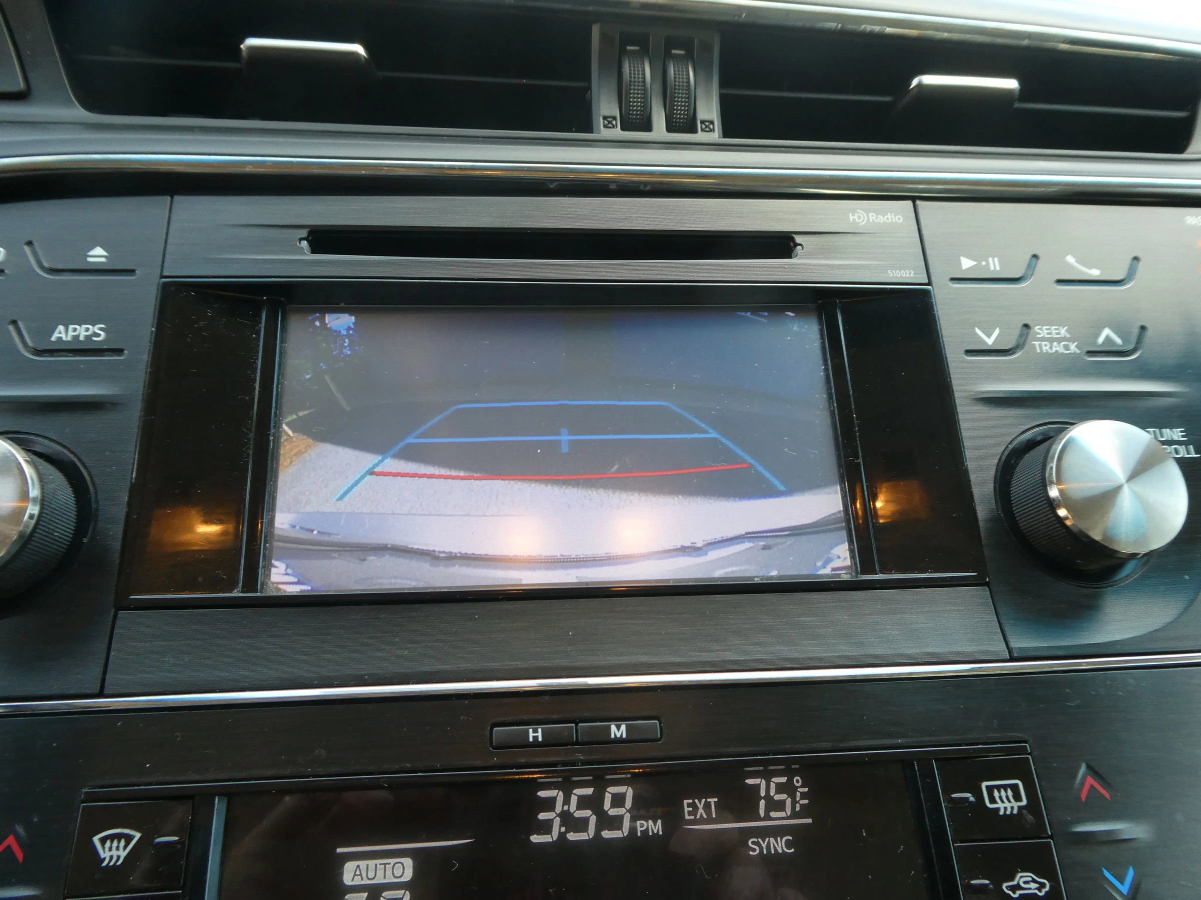 Used 2015 Toyota Avalon XLE Premium FWD image 23