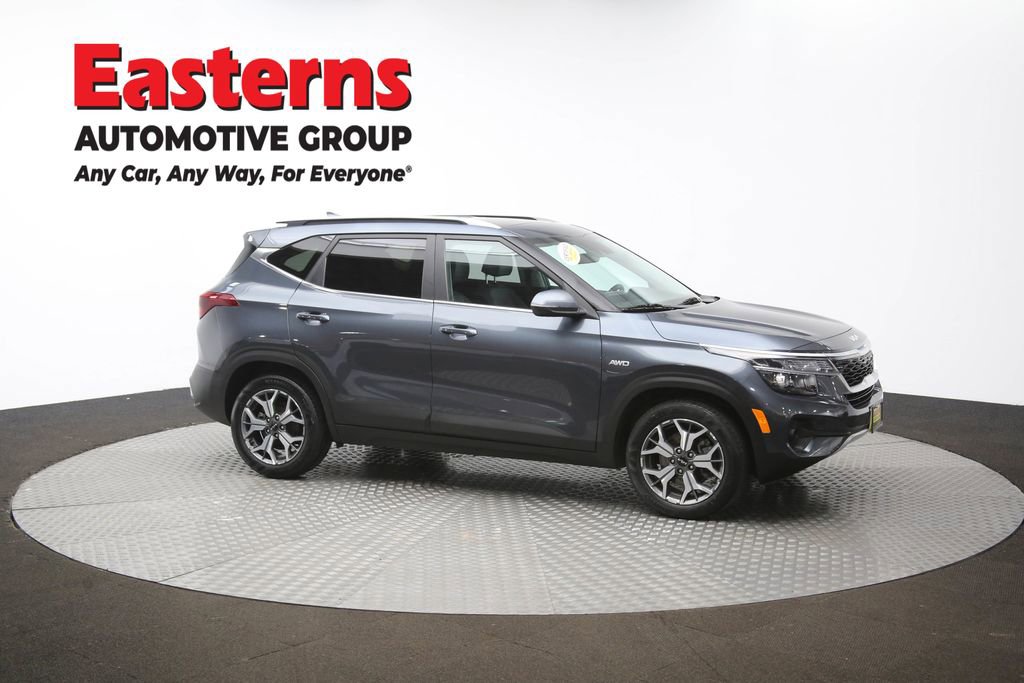 Used 2023 Kia Seltos EX AWD/4WD image 48