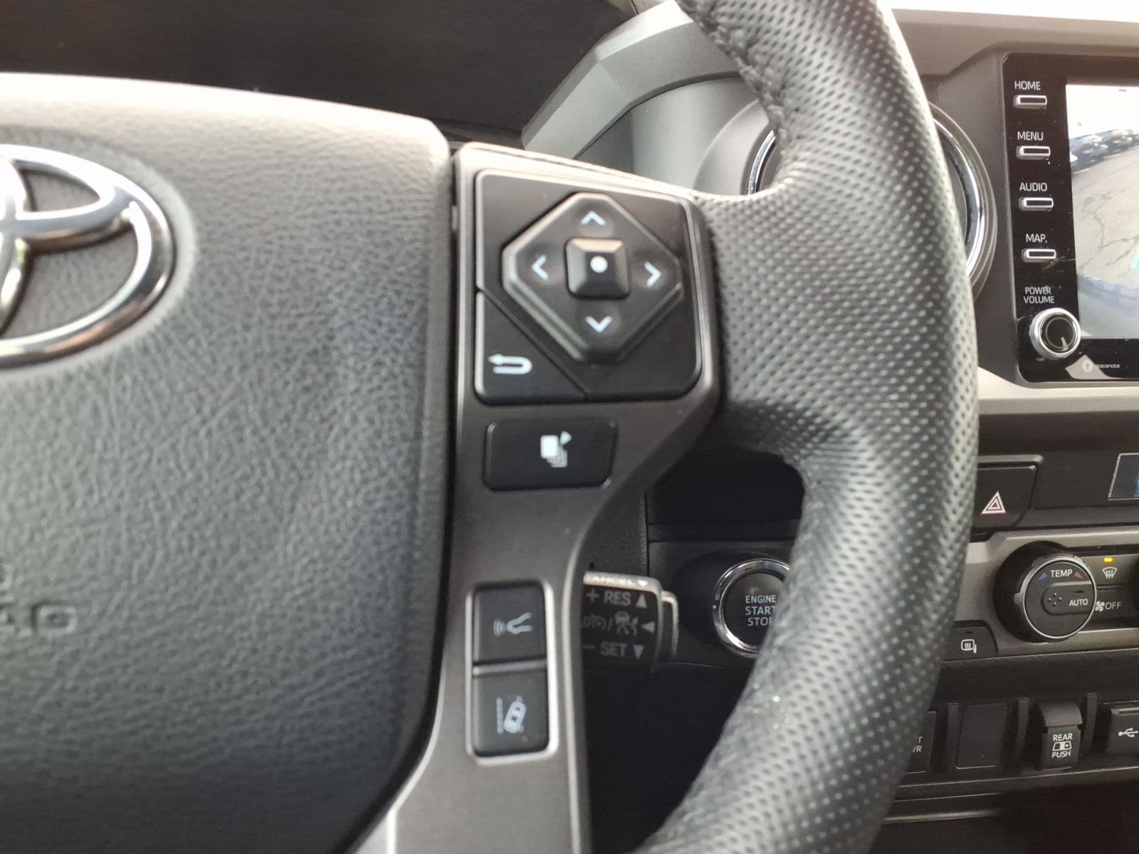Certified 2023 Toyota Tacoma TRD Off-Road AWD/4WD image 18