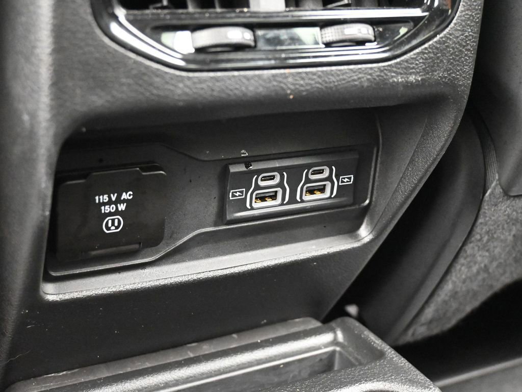 Used 2023 Jeep Grand Cherokee L Limited image 34