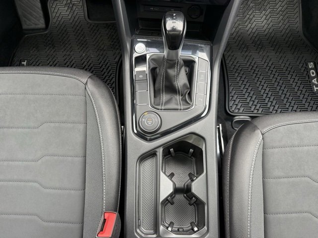 New 2026 Volkswagen Taos SE image 18