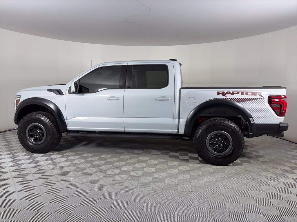 Used 2025 Ford F150 Raptor AWD/4WD image 4