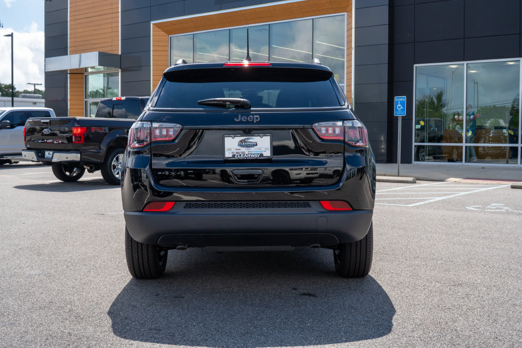 New 2026 Jeep Compass Latitude AWD/4WD image 6