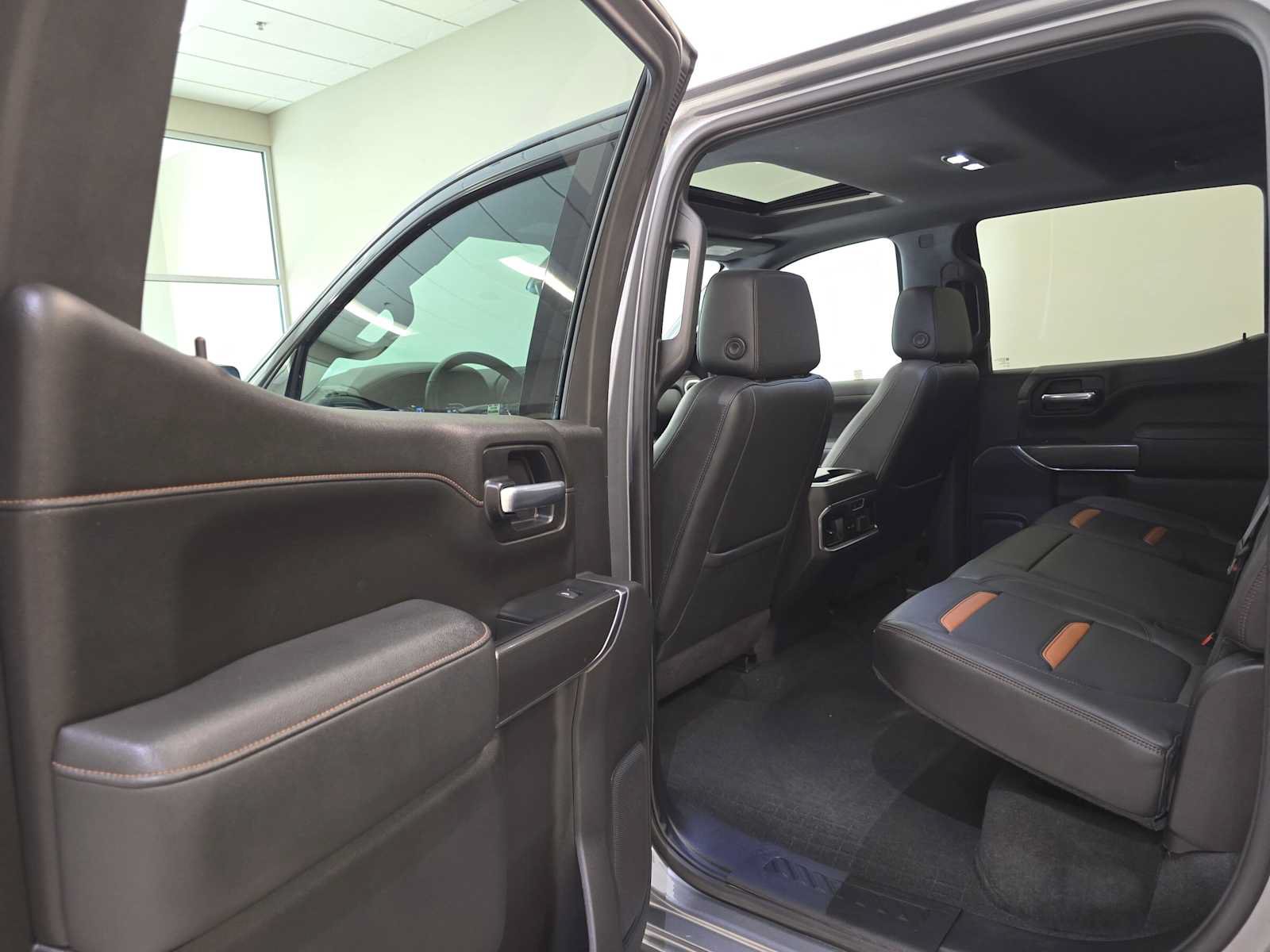 Used 2021 GMC Sierra 1500 AT4 w/ AT4 Premium Package AWD/4WD image 25