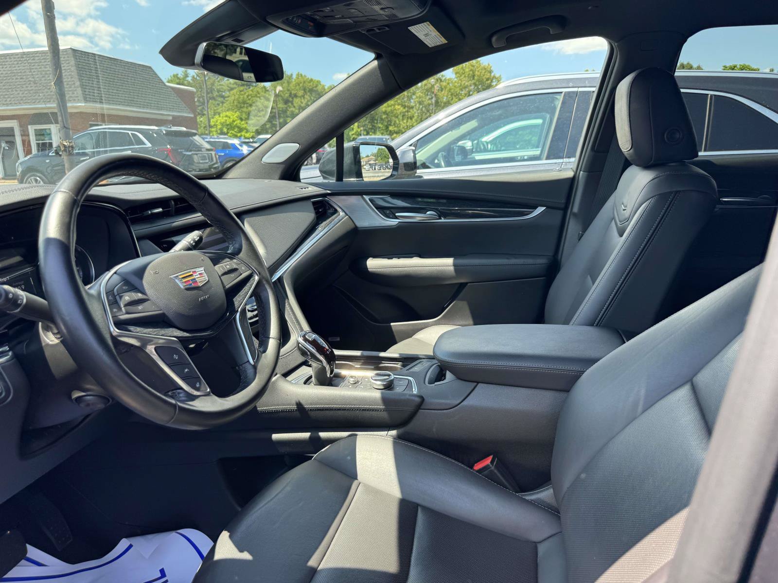 Certified 2023 Cadillac XT5 Premium Luxury AWD/4WD image 10