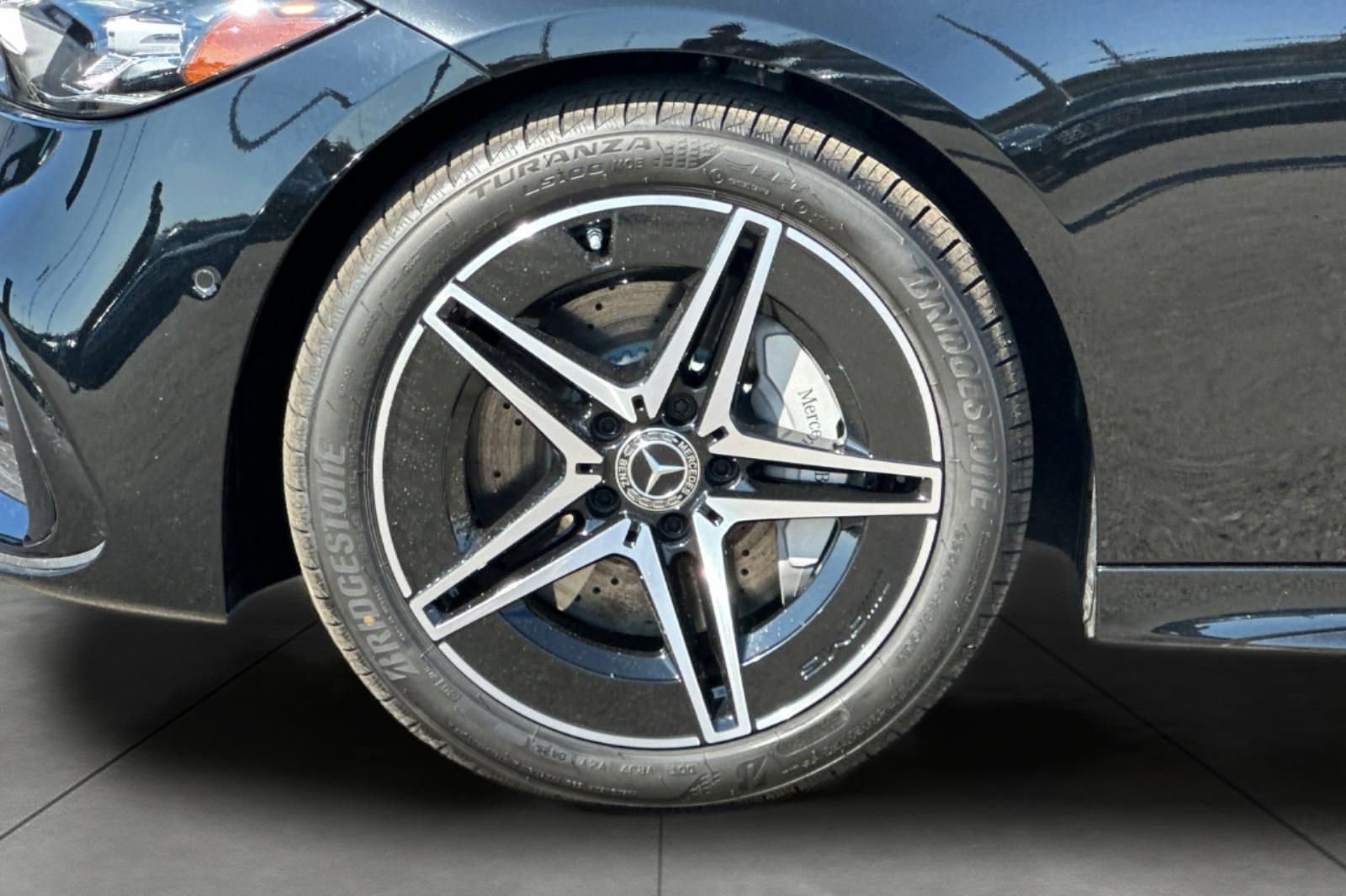 New 2025 Mercedes-Benz C 300 Sedan image 3