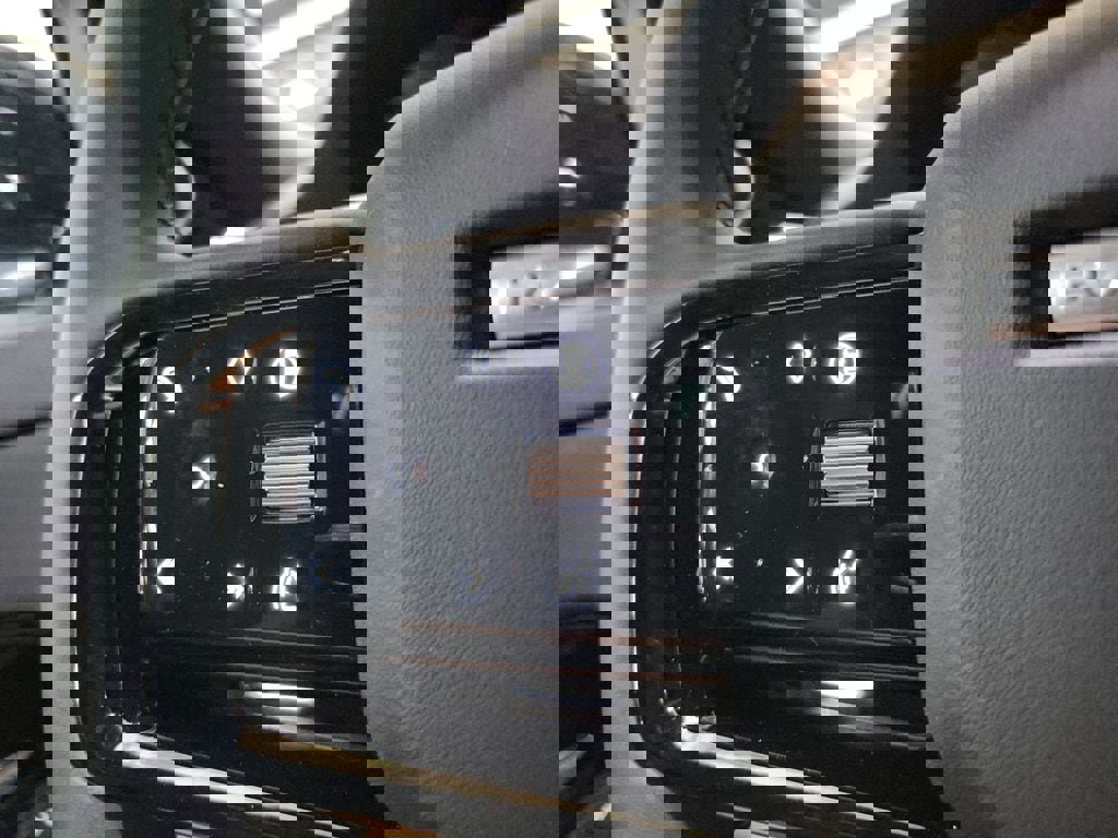 New 2026 Land Rover Range Rover Evoque S image 15