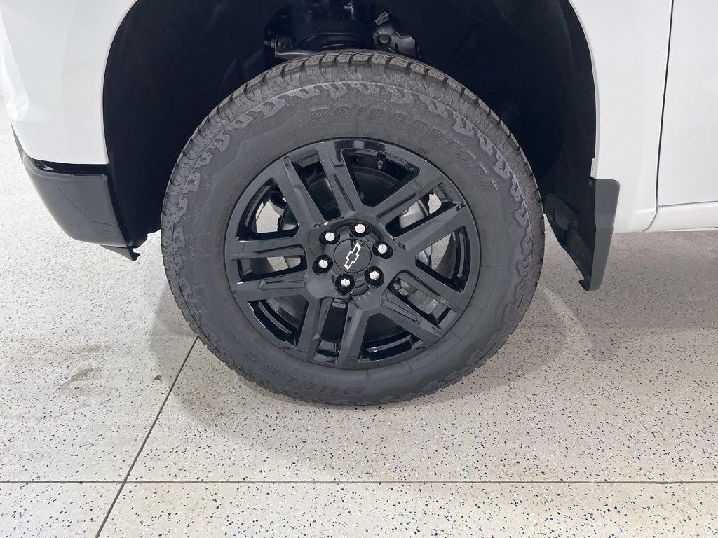 Used 2026 Chevrolet Silverado 1500 LT Trail Boss w/ LT Trail Boss Premium Package AWD/4WD image 31