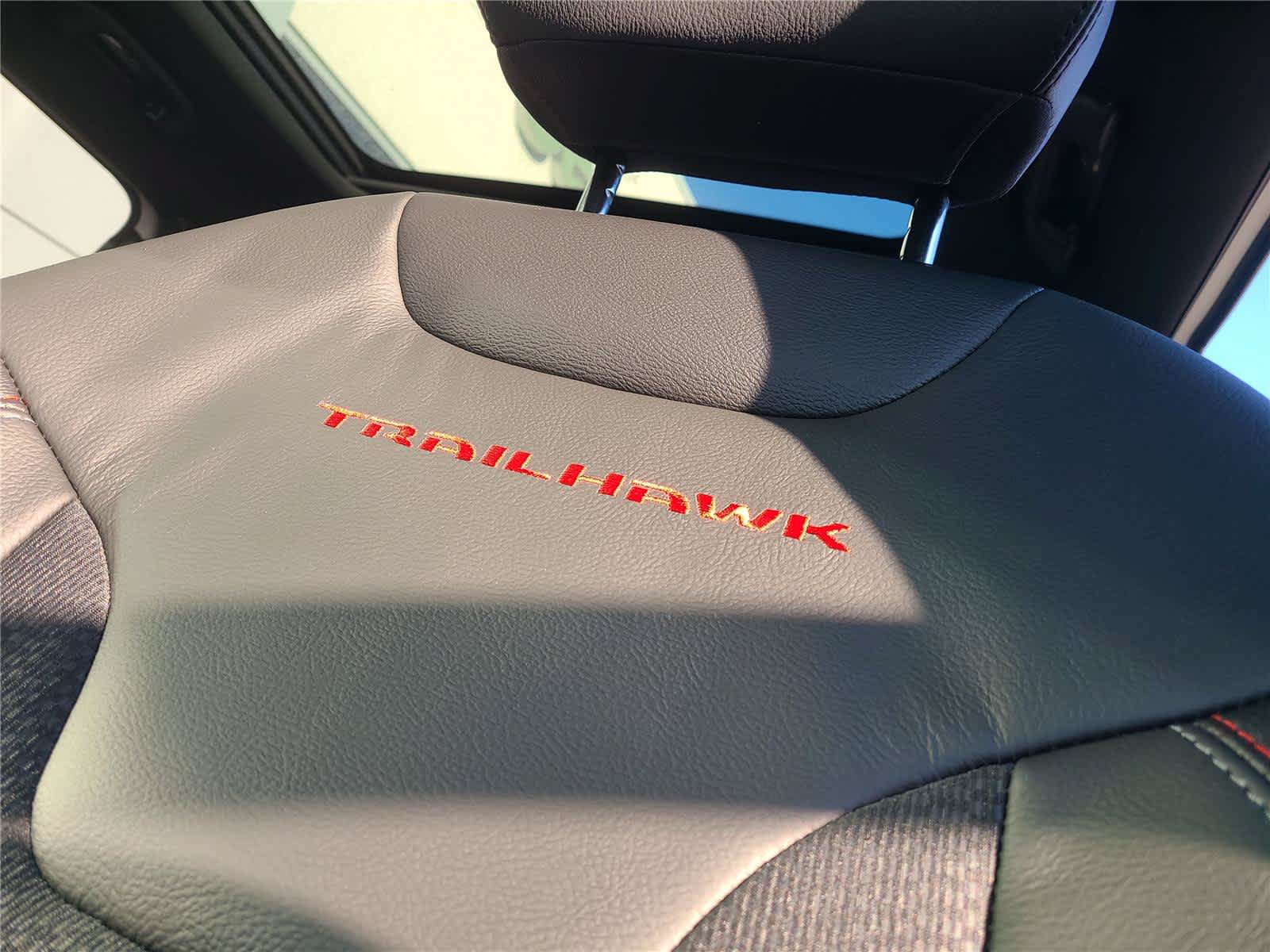 New 2024 Jeep Compass Trailhawk w/ Sun and Sound Group AWD/4WD image 39