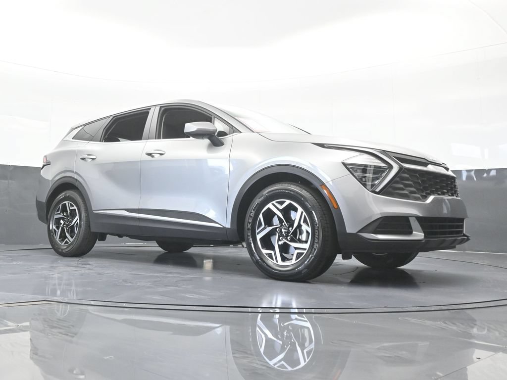 Used 2025 Kia Sportage LX FWD image 59