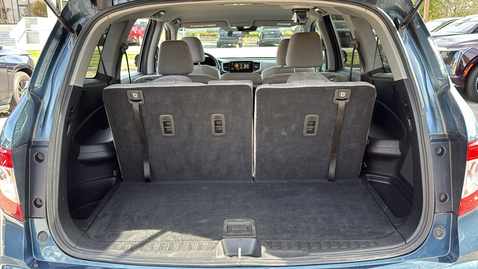 Used 2021 Honda Pilot EX image 32