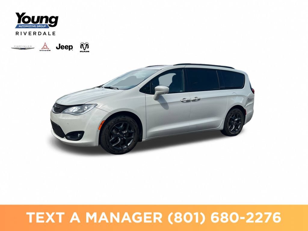 Used 2019 Chrysler Pacifica Touring-L FWD 360° Tour