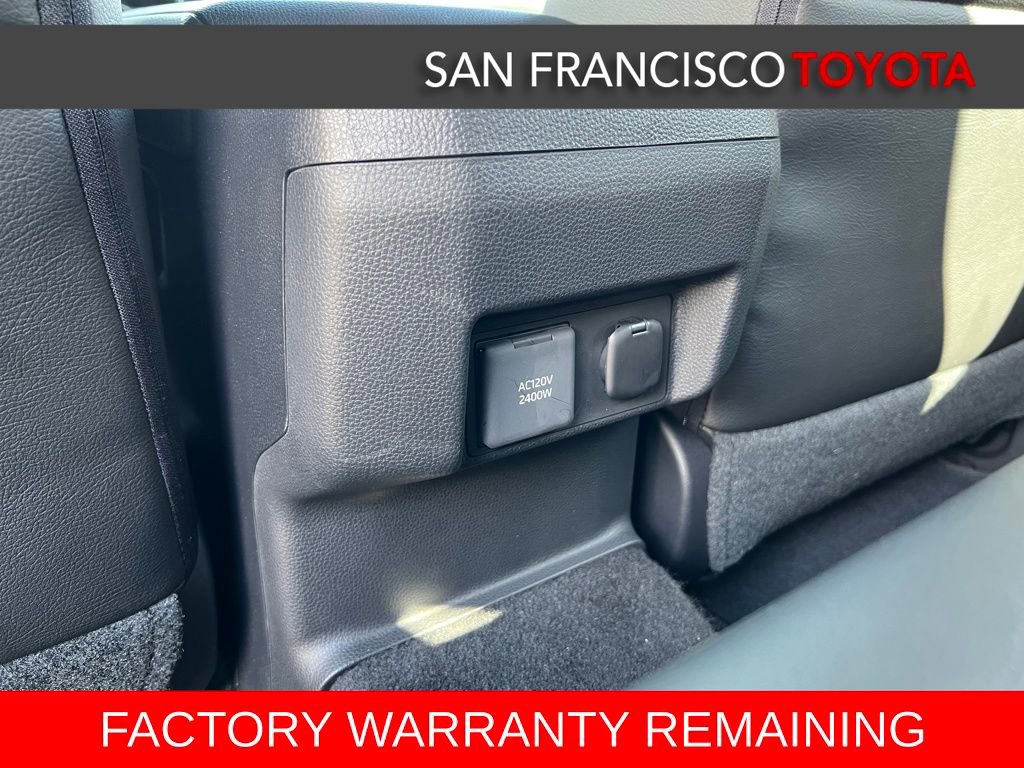 Certified 2025 Toyota Tacoma TRD Off-Road image 18