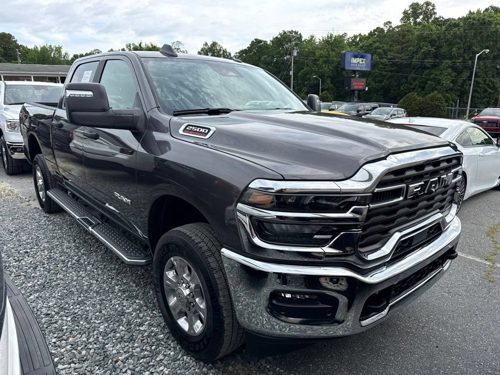 Used 2026 RAM 2500 Big Horn AWD/4WD image 2