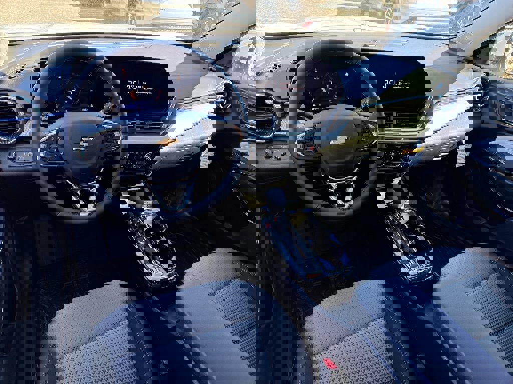 New 2026 Chevrolet Trax LT w/ Driver Confidence Package image 8