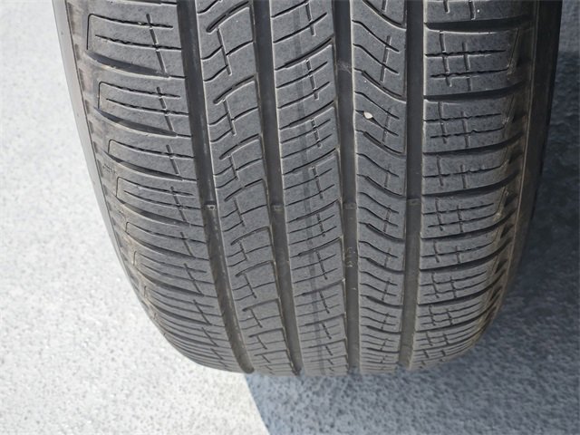 Certified 2024 Lincoln Nautilus Premier w/ Equipment Group 102A image 11