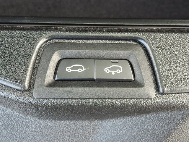 Certified 2024 BMW X5 xDrive50e w/ Executive Package image 35