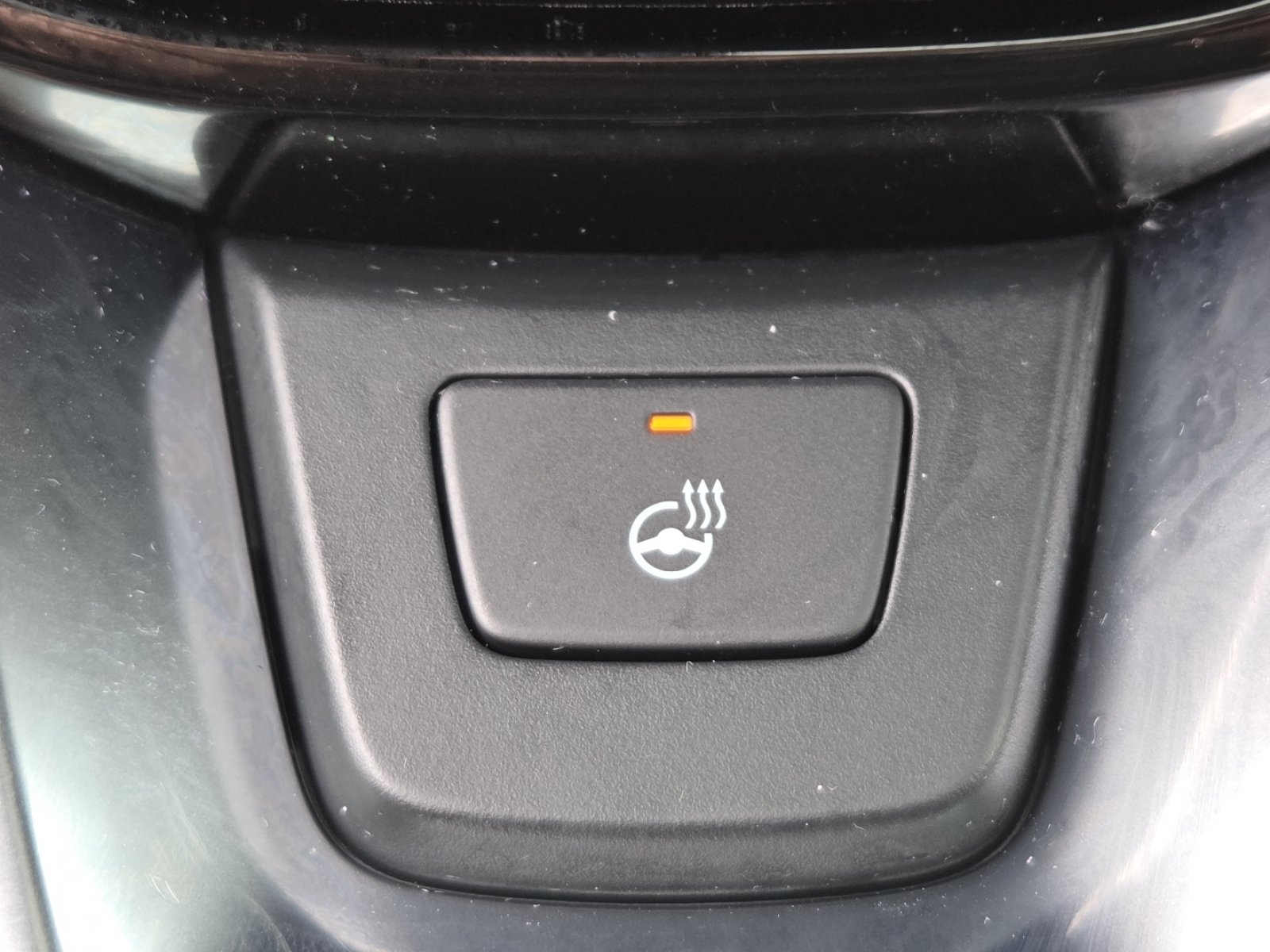 Used 2024 Honda CR-V Sport Touring image 9
