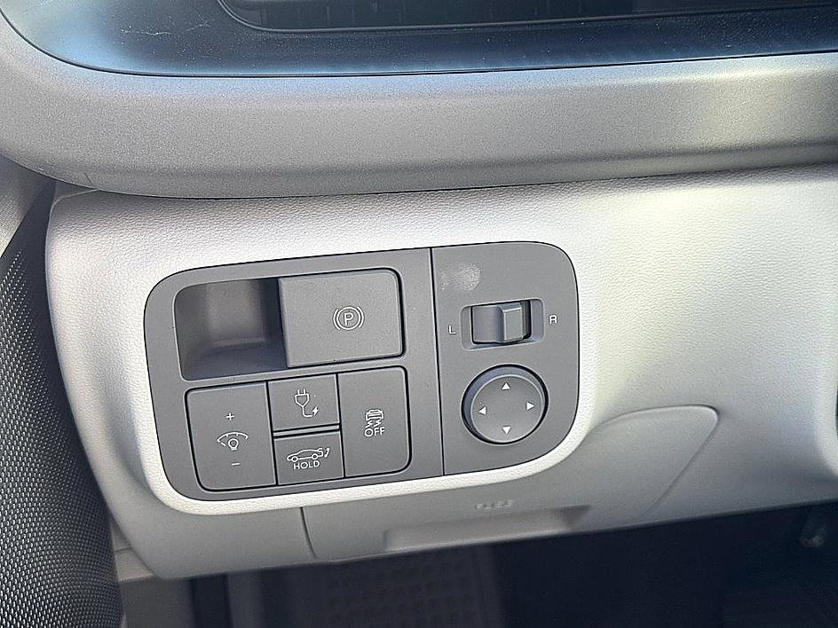 Certified 2025 Hyundai Ioniq 6 SEL image 19