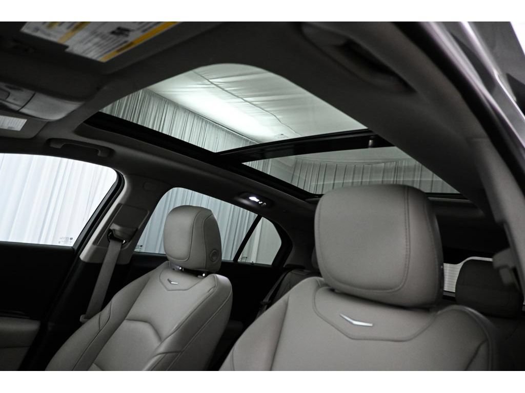 Certified 2023 Cadillac XT4 Luxury w/ Cold Weather Package FWD image 36